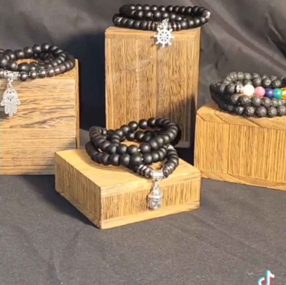 Beaded bracelet unisex